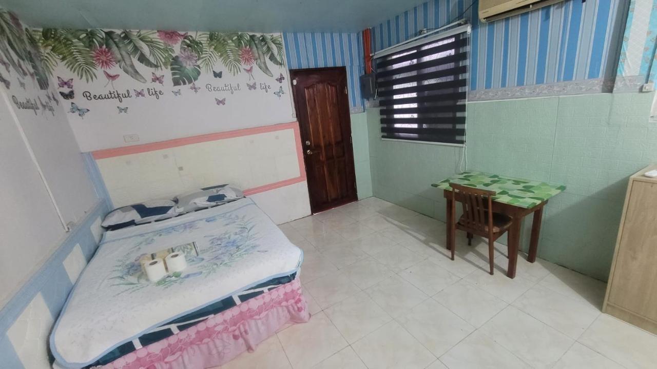 Home Sweetie Homestay & Bunkbeds Moalboal Buitenkant foto